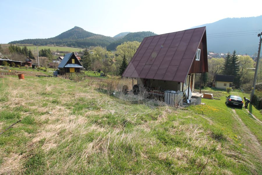 Cottage for sale, Valaská Dubová