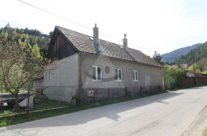 Rodinný dom na kompletnú rekonštrukciu blízko Čutkovej doliny, Černová - Ružomberok