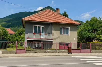 Rodinný dom vhodný na kompletnú rekonštrukciu, ul.D.Makovického