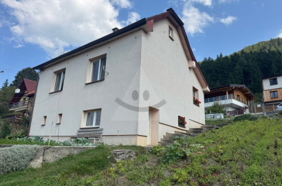 Na predaj rodinný dom – Nová Hrboltová s veľkým pozemkom 1694 m2