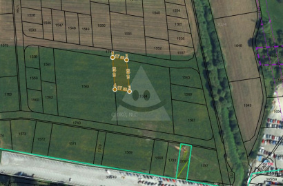 Pozemok pre rodinné domy na predaj, Bešeňová