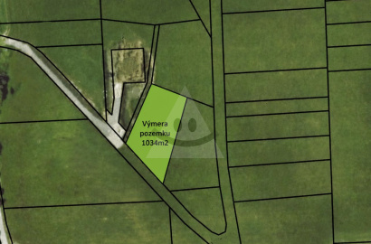 Pozemok pre rodinný dom v tichej lokalite - 1034m2, Liptovská Štiavnica
